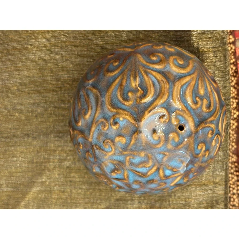 Pier 1 Imports Set of 2 Decorative Orbs, golden rope Tassel, 4 beaded napkins ++